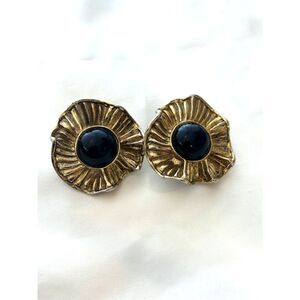 Vintage Oversized black and goldtone clip on earrings